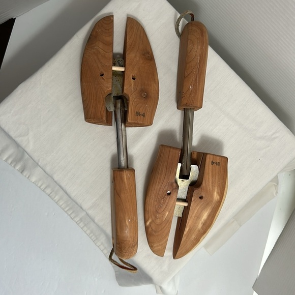 Shoe Keepers by Rochester Shoe Tree Co Vintage Wooden Cedar - Picture 5 of 6